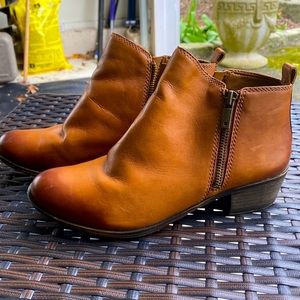 Lucky Brand Basel boot brown size 7